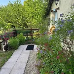 La Colline De Tilleul - Les Deux Puits - Cosy With Swimming Pool Near Aubeterre *