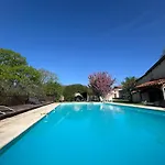 La Colline De Tilleul - Les Deux Puits - Cosy With Swimming Pool Near Aubeterre Holiday home *
