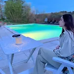 La Colline De Tilleul - Les Deux Puits - Cosy With Swimming Pool Near Aubeterre Saint-Romain