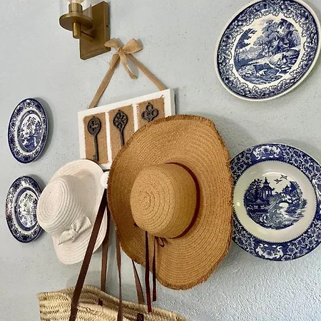 Vakantiehuis La Colline De Tilleul - Les Deux Puits - Cosy With Swimming Pool Near Aubeterre Saint-Romain (Charente)