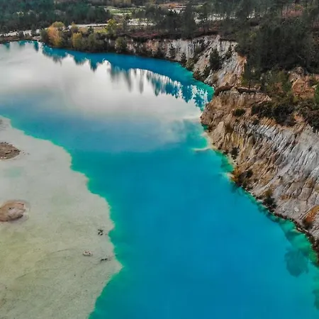 La Colline De Tilleul - Les Deux Puits - Cosy With Swimming Pool Near Aubeterre Vakantiehuis