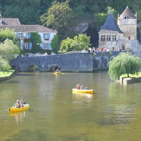 Vakantiehuis La Colline De Tilleul - Les Deux Puits - Cosy With Swimming Pool Near Aubeterre Saint-Romain (Charente)