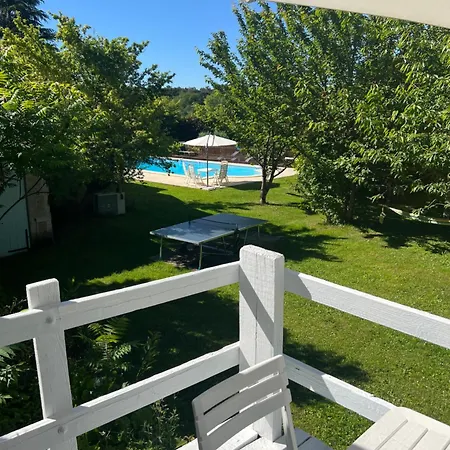 La Colline De Tilleul - Les Deux Puits - Cosy With Swimming Pool Near Aubeterre *