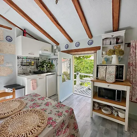 度假居 La Colline De Tilleul - Les Deux Puits - Cosy With Swimming Pool Near Aubeterre