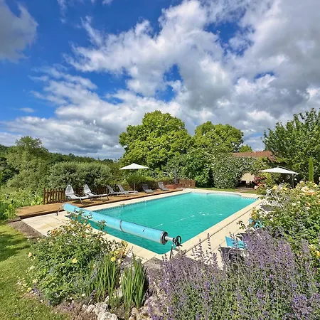 La Colline De Tilleul - Les Deux Puits - Cosy With Swimming Pool Near Aubeterre