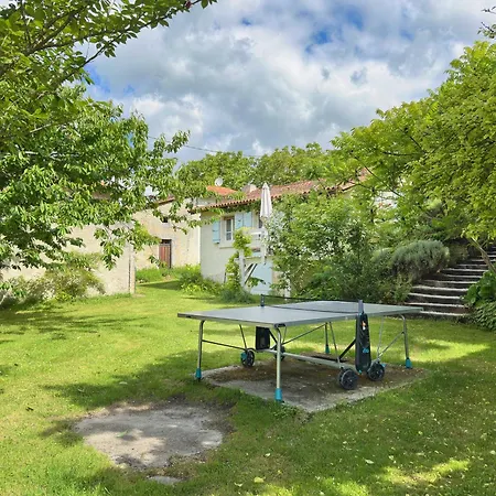 度假居 La Colline De Tilleul - Les Deux Puits - Cosy With Swimming Pool Near Aubeterre