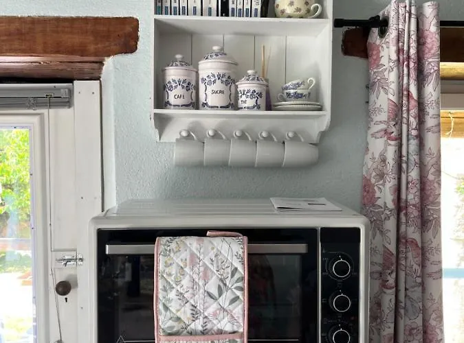 Casa de Férias La Colline De Tilleul - Les Deux Puits - Cosy With Swimming Pool Near Aubeterre *