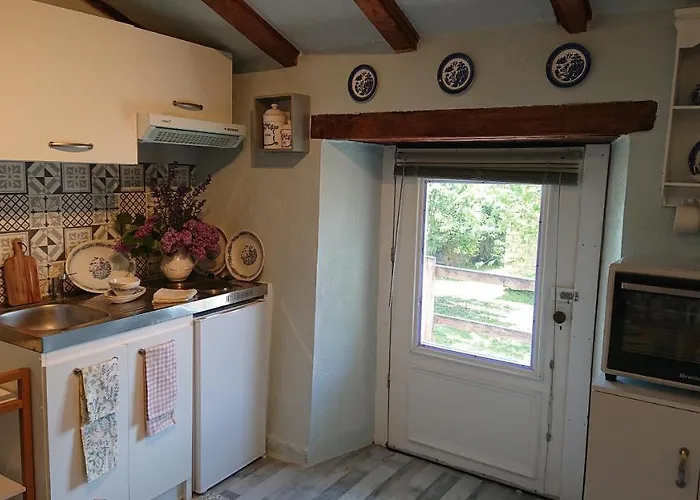 Casa de Férias La Colline De Tilleul - Les Deux Puits - Cosy With Swimming Pool Near Aubeterre Saint-Romain (Charente)