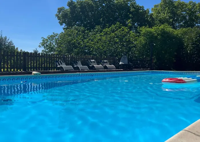 La Colline De Tilleul - Les Deux Puits - Cosy With Swimming Pool Near Aubeterre Casa de Férias *